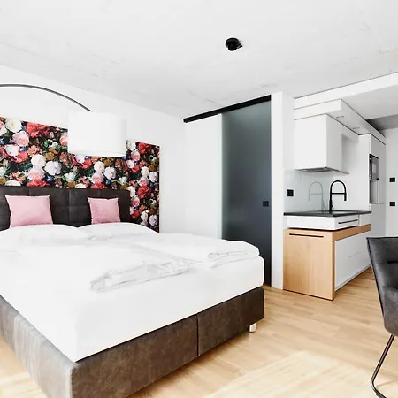 Livisit Bergapartments Apart Otel Stuttgart